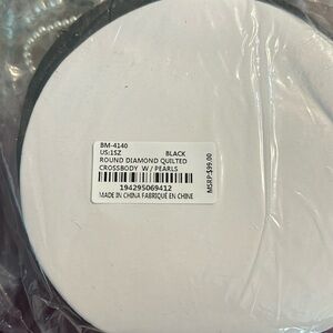 Round diamond Quilted Black with Pearls